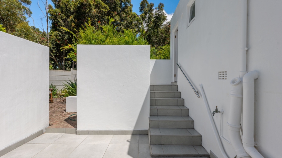 3 Bedroom Property for Sale in Bredasdorp Western Cape